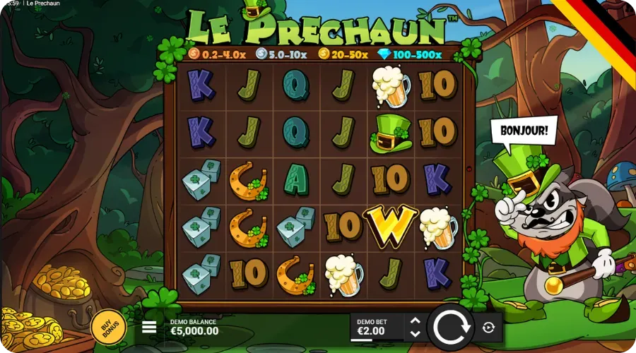 Le Prechaun Grundspiel-Walzen mit Hut-, Stiefel- und Bierkrug-Symbolen und Smokey dem Kobold